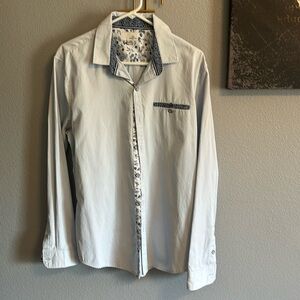 Craft Flow powder blue button down.